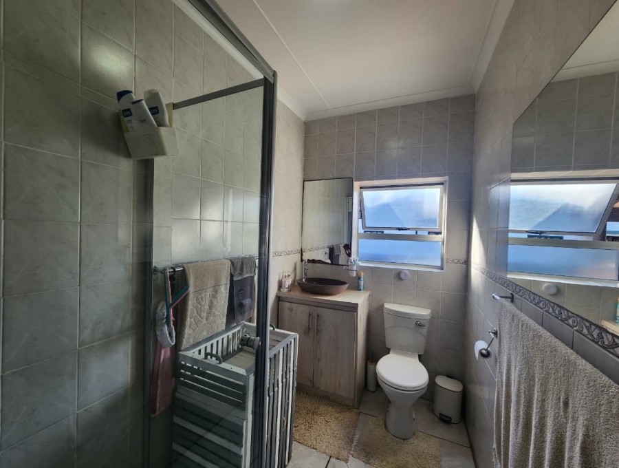4 Bedroom Property for Sale in Rooi Rivier Rif Western Cape